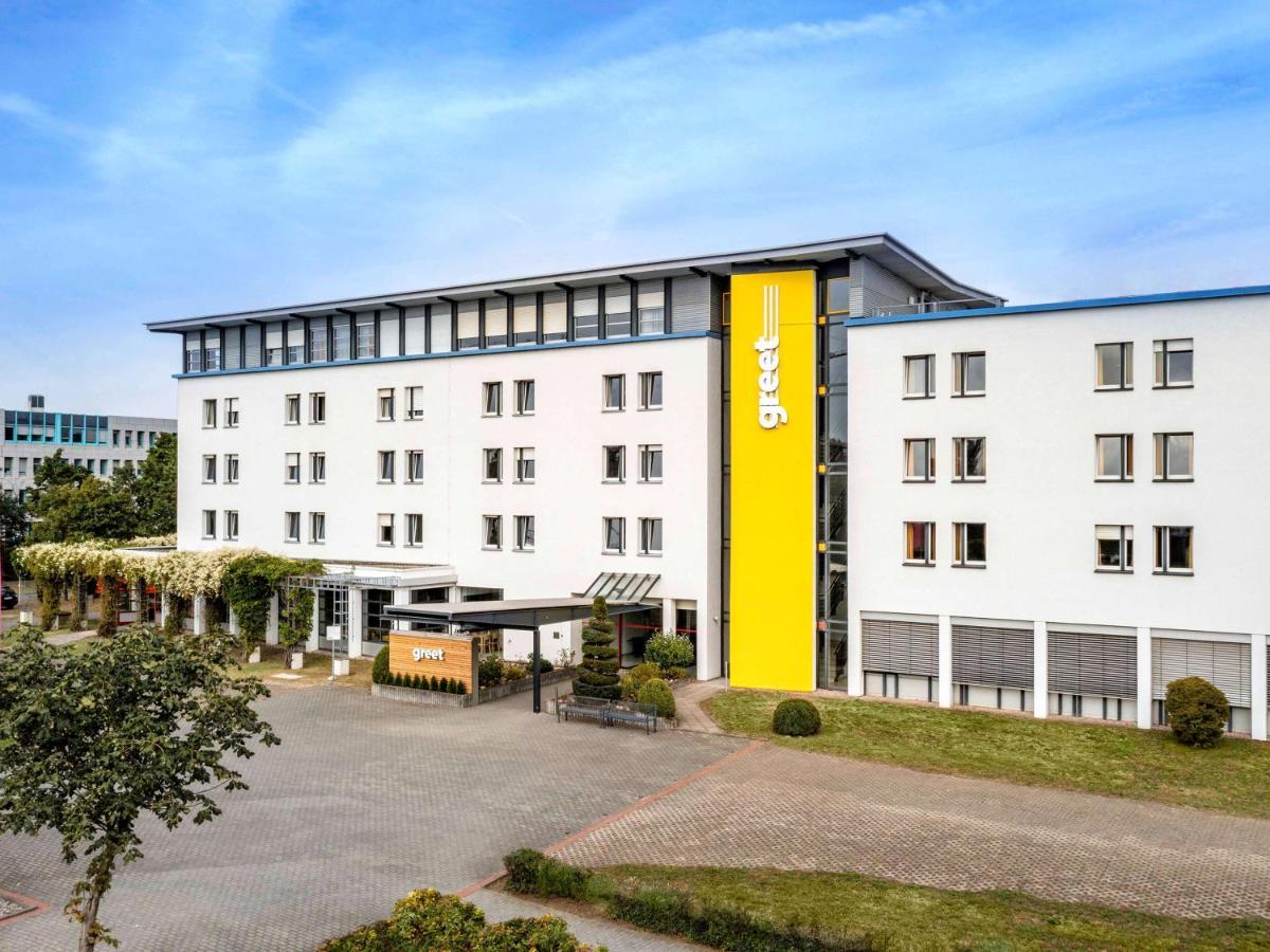The Hotel 3*