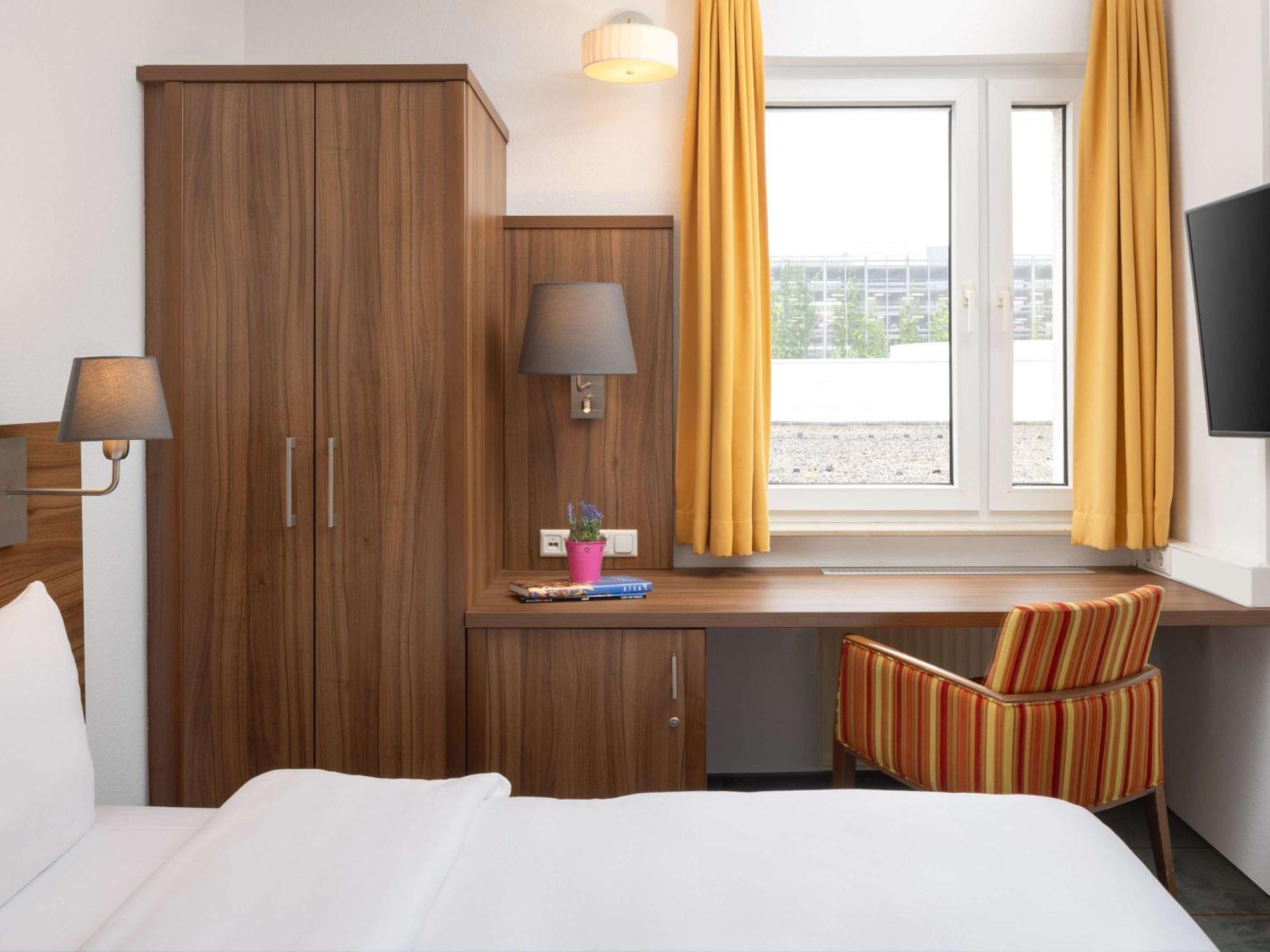 Отель Greet - An Accor - 3*
